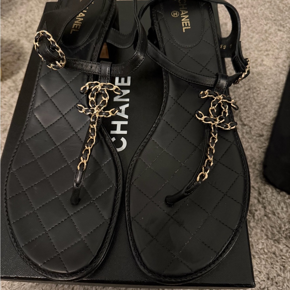 CHANEL Black Sandals with Gold Chain Detail